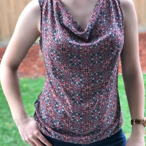 🦋🦋LIZ CLAIRBORNE Flowy Tank🦋🦋 - Picture 2 of 4